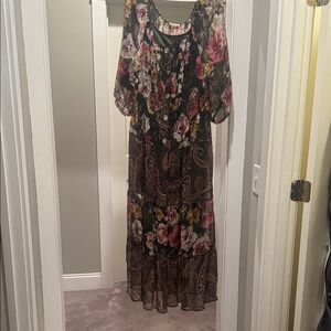 Elegant Floral Maxi Dress